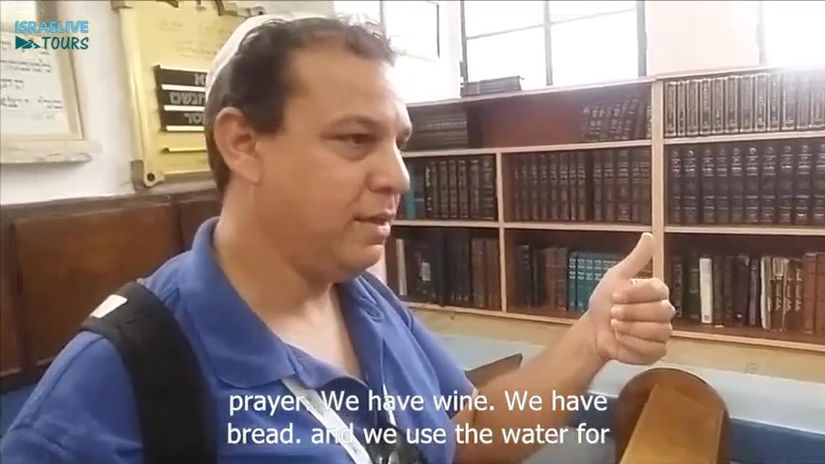 Ha-Ari Synagugue with a Christian group. talking about similarities between religions